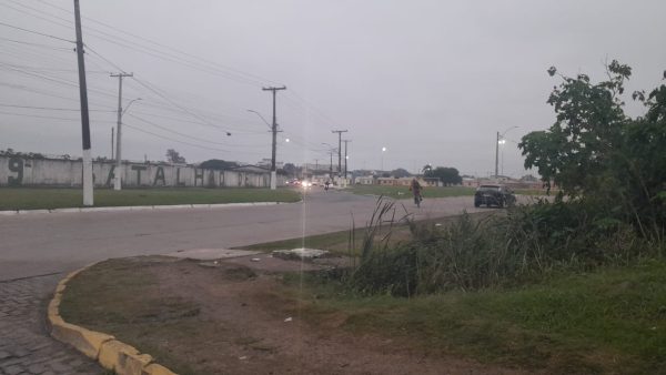 Tempo melhora e temperatura despencam à noite