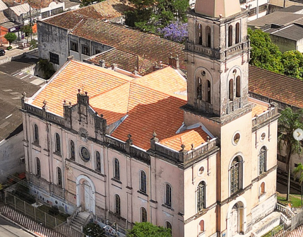 Igreja Sagrado Coração de Jesus celebra seu padroeiro com almoço neste domingo