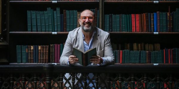 ABL homenageia Klécio Santos com a Medalha Rachel de Queiroz
