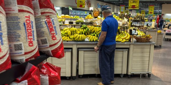 Taxa Selic a 15% deve elevar o custo de produção no país