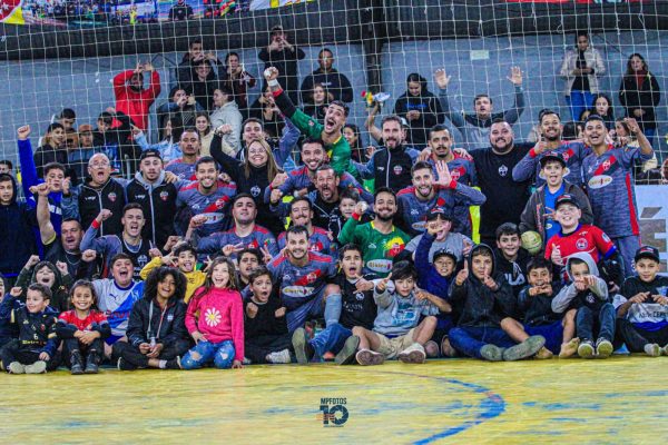 Em noite histórica, Jaguarão vence o Atlântico pela Série Ouro