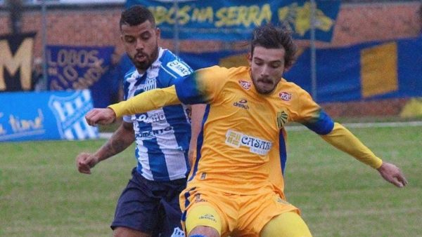 Pelotas anuncia ex-volante para cargo de psicólogo