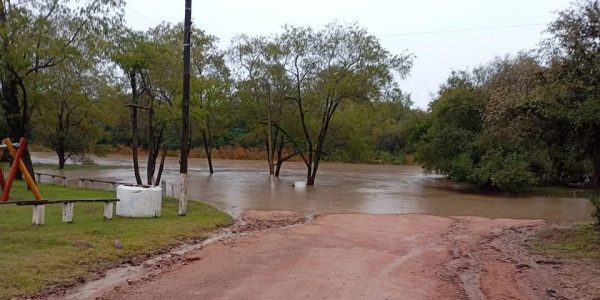 Chuva causa estragos em cidades da Zona Sul