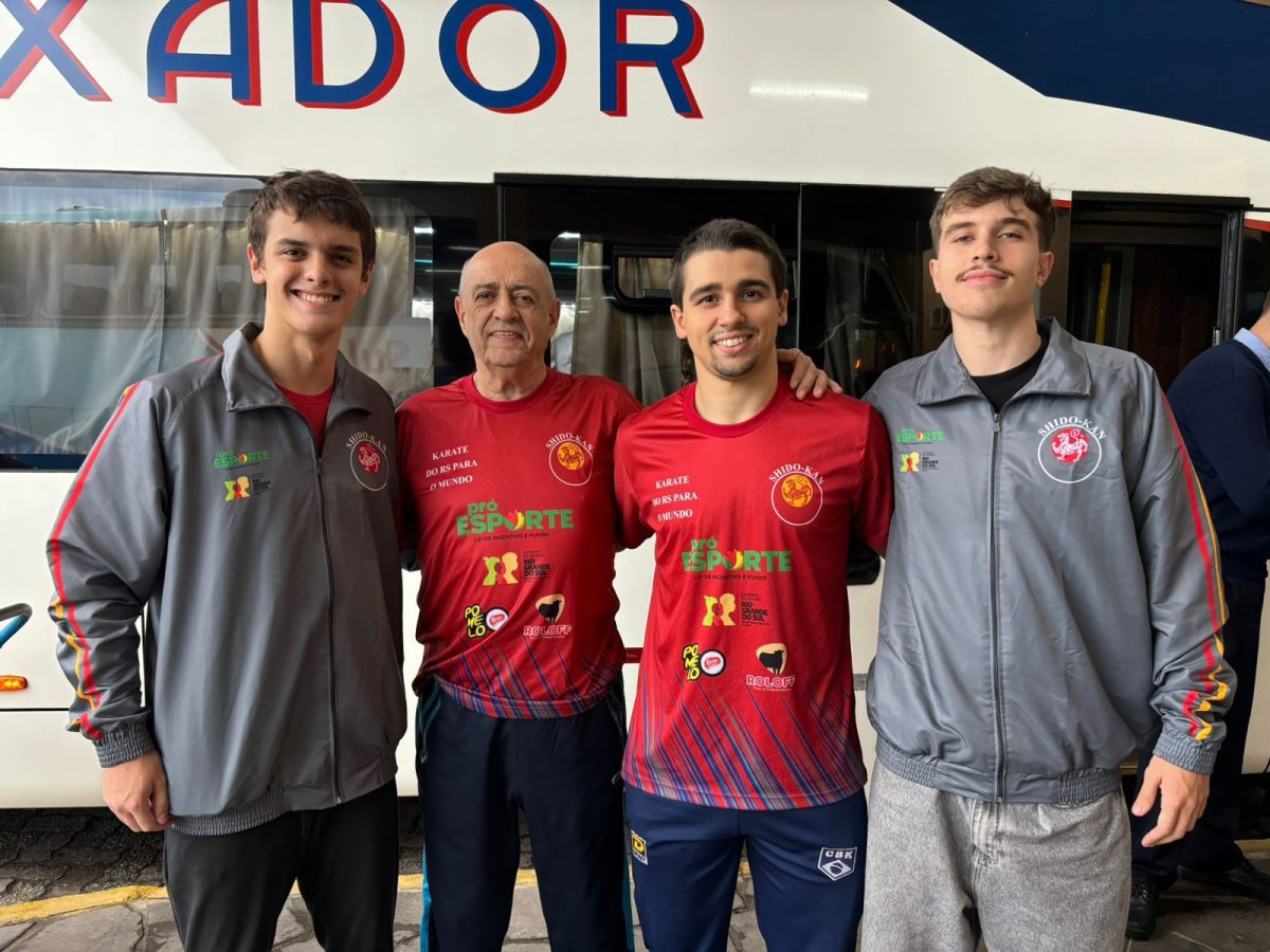 Pelotenses competem em eventos nacionais de karatê no Ceará