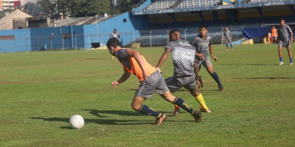 Elenco sub-20 do Pelotas avança em etapa de avaliação física
