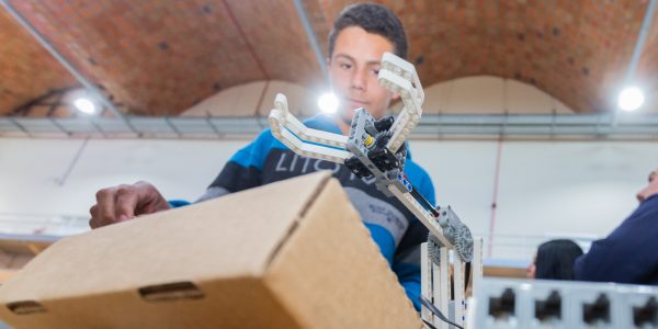 RoboPel – 213 destaca protagonismo dos jovens que fazem ciência e tecnologia