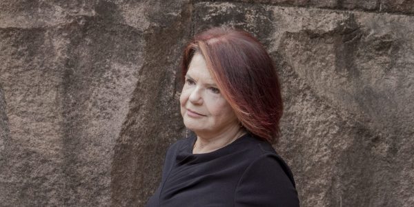 Hilda Simões Lopes traz à tona a trajetória das vivandeiras