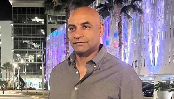 Emerson “imediatamente se dispôs a conversar” por SAF do Xavante