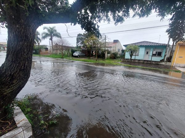 Alagamentos são registrados em diversos bairros de Pelotas