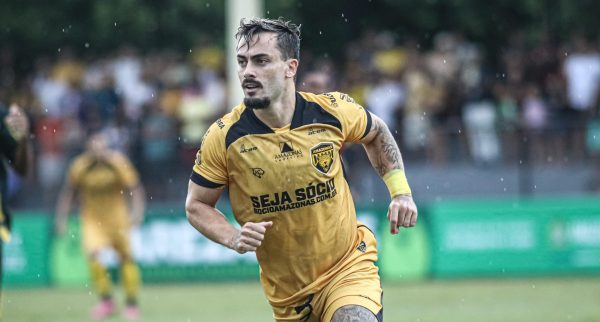 Gustavo Ermel é o novo reforço do Lobo