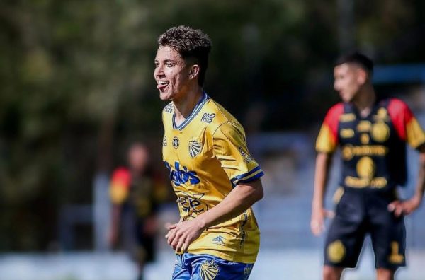 Sub-20 do Pelotas fica a um empate da classificação