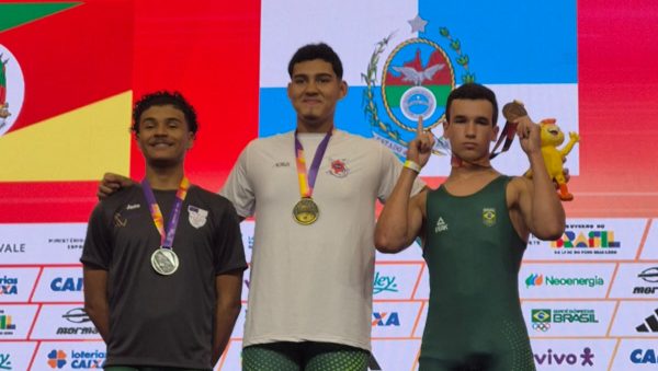 Atletas do Remar para o Futuro sobem ao pódio nos Jogos da Juventude