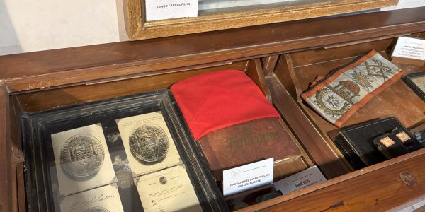 Bibliotheca Pública Pelotense guarda itens pessoais de Bento Gonçalves desde 1933