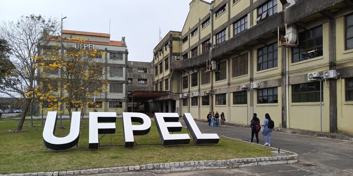 Cerca de 14 mil estudantes voltam às aulas na UFPel