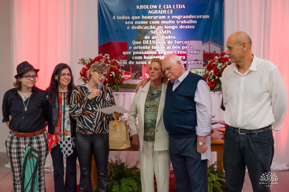 Clóvis e Maria da Graça com os filhos e neta - Engenho Krolow