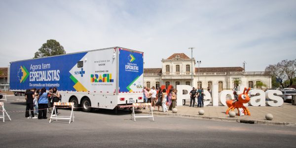 Carreta da Saúde da Mulher pode realizar até 1,5 mil procedimentos no mês
