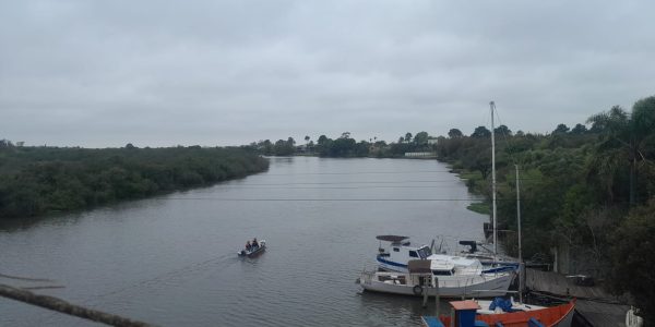 Temperaturas elevadas precedem a chegada da chuva nesta sexta-feira