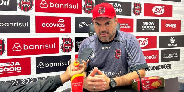 Emerson Cris valoriza vaga antecipada na Série D, mas mira título da Copa FGF