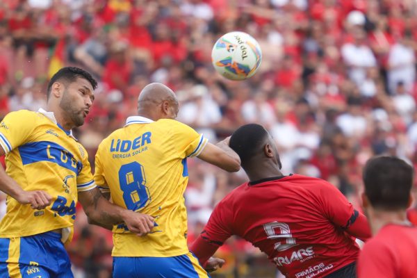 Dupla Bra-Pel só poderá se reencontrar em final da Copinha