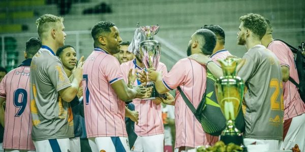 Meninos da Vila e Cristal conquistam a Taça Liberdade