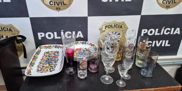 Polícia Civil prende duas pessoas por furto e receptação no Centro de Pelotas